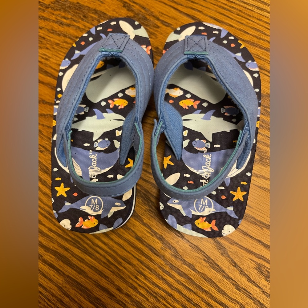 Cat & Jack boy’s sandals NWOT size 7/8 M